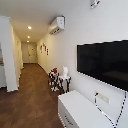 Hotel Leyla
